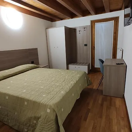 Agriturismo Famiglia Bertossi Alloggio per agriturismo *
