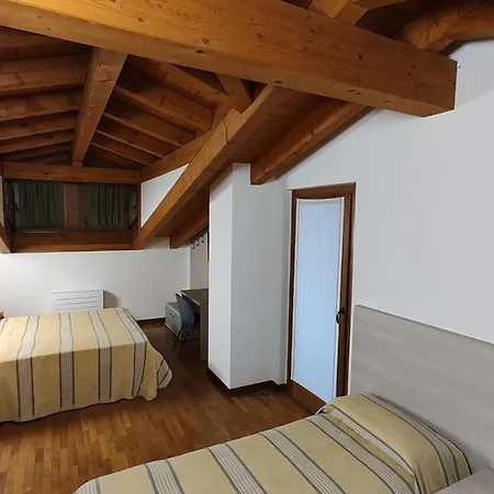 Agriturismo Famiglia Bertossi Alloggio per agriturismo *