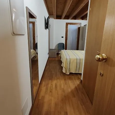 Alloggio per agriturismo Agriturismo Famiglia Bertossi *